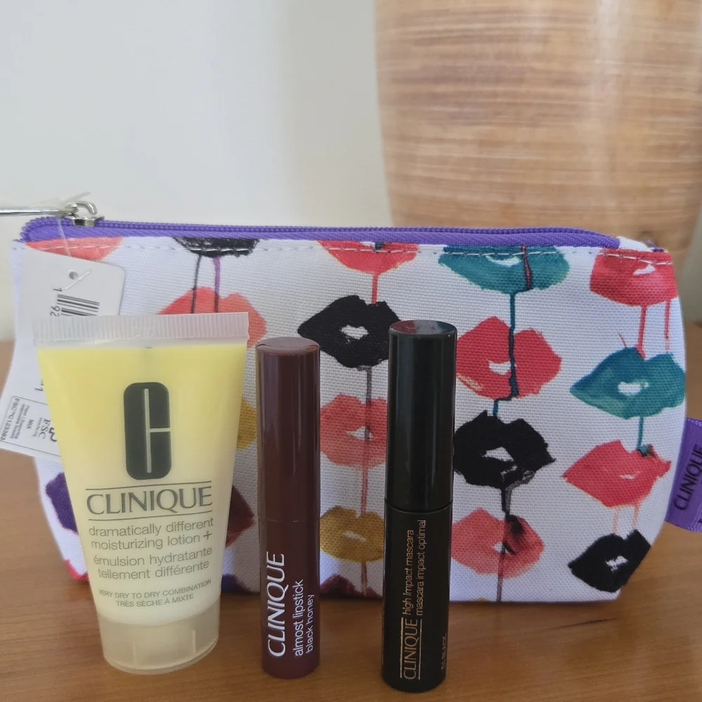 Clinique Makeup Set